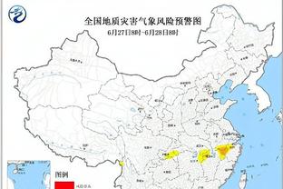 范迪克本场数据：2解围4拦截4抢断 传球成功率97.5%&评分7.6